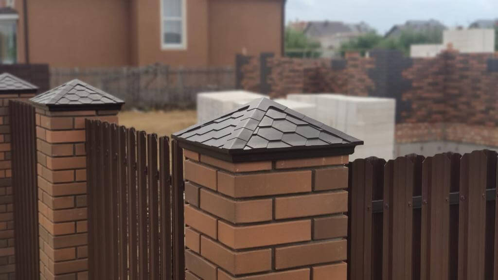 Колпак Zking Эверест Коричневый на столб 1.5х1.5 кирпича (390х390мм) в Всеволожске фото