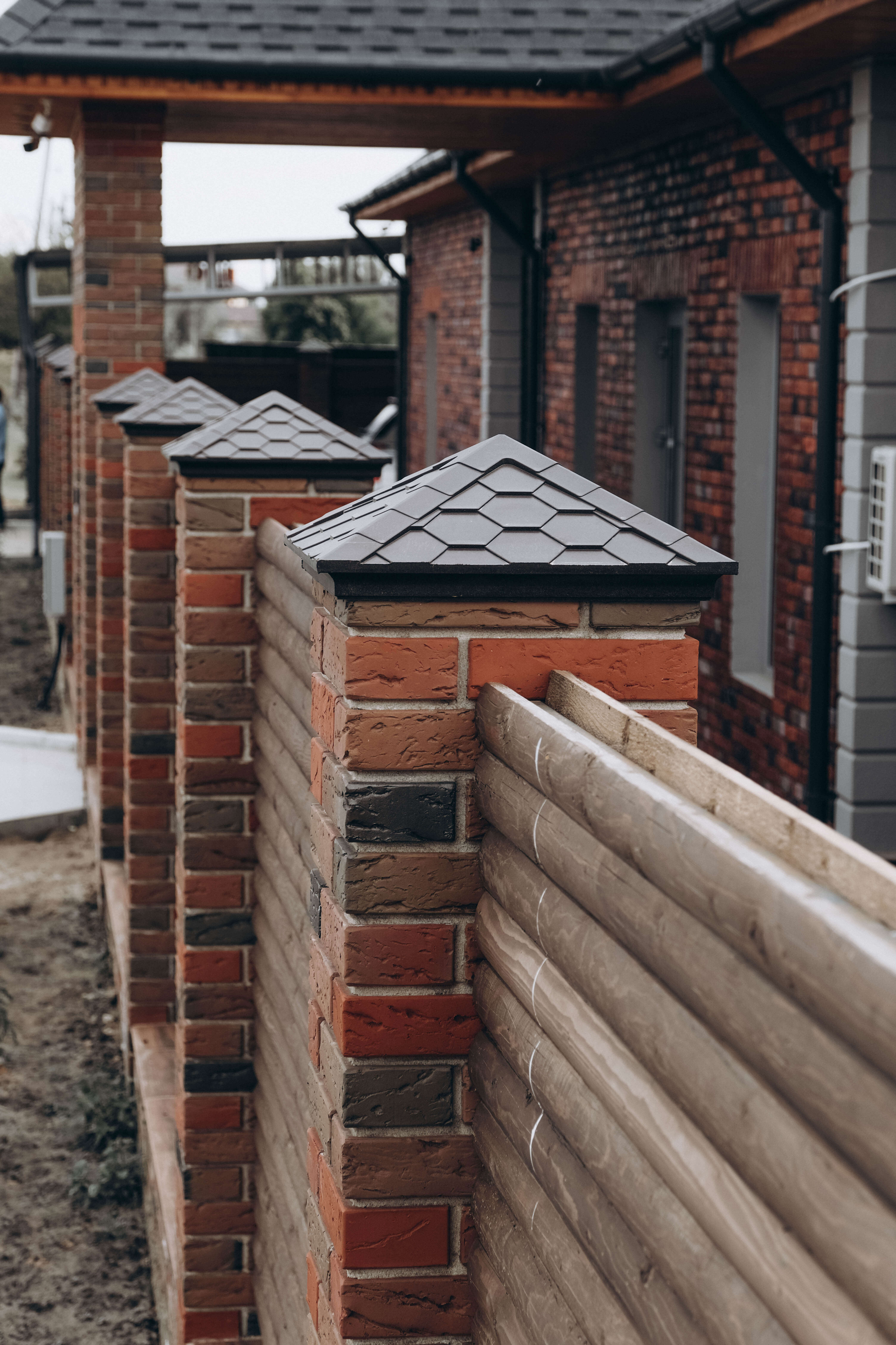 Колпак Zking Эверест Коричневый на столб 1.5х1.5 кирпича (390х390мм) в Всеволожске фото